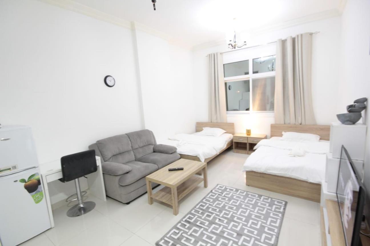 Al Fahad 2 Small Rooms For Men Tecom Dubái Exterior foto